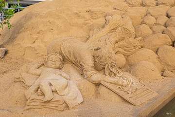 El famoso belén de arena de Las Canteras, icono de la Navidad grancanaria/Antonio Rico.